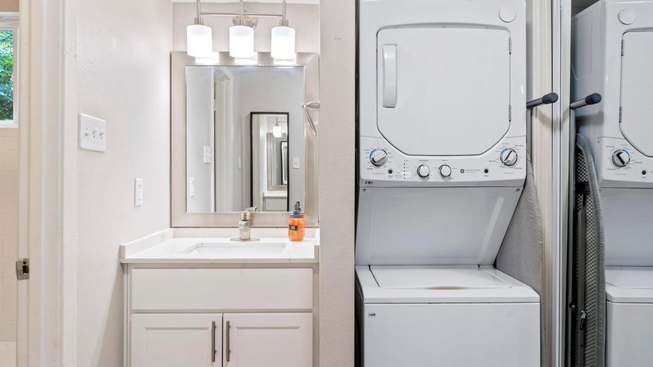Cozy Efficiency Studios Close To Downtown And Domain Austin Exterior foto
